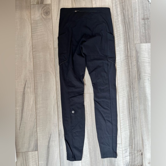 Lululemon Black Leggings With Pockets - Picture 2 of 3